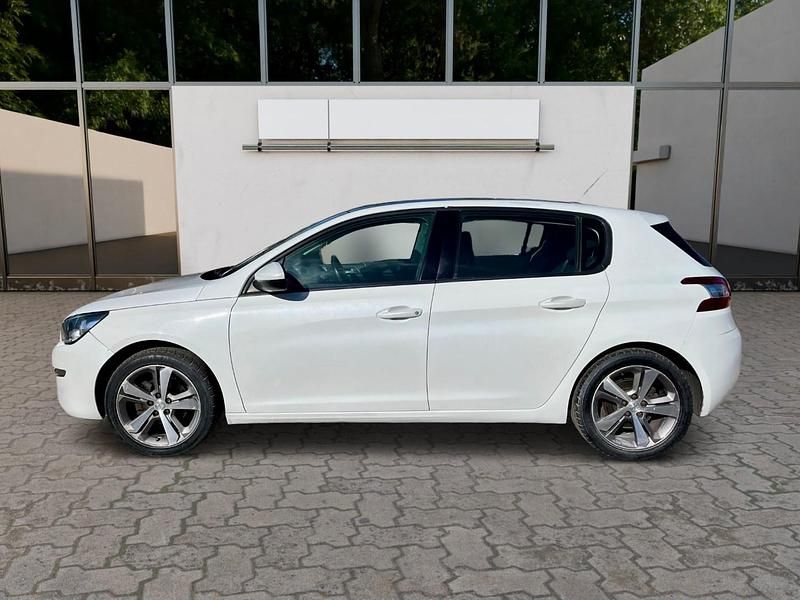 Second-hand Peugeot 308 Active 2014 Alb Hatchback
