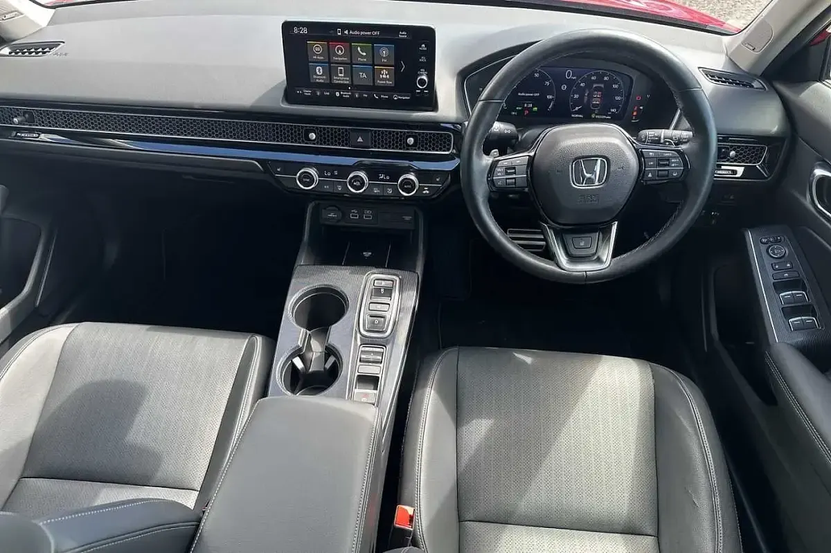 Used Honda Civic Advance 143 HP (105 kW) 2023 Red