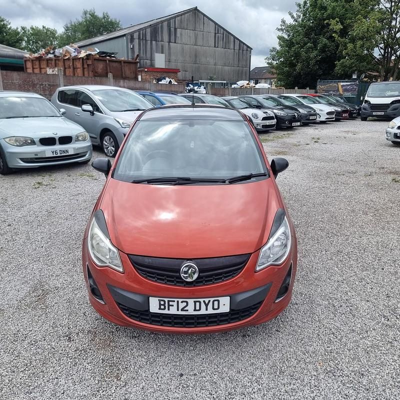 Begagnad Vauxhall Corsa Edition 2012 Orange Halvkombi