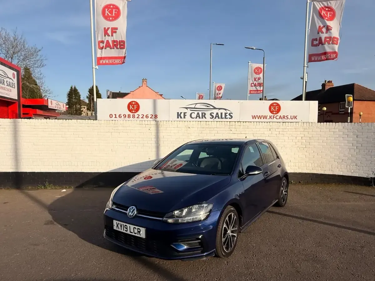 Used VW Golf VII R-line 150 HP (110 kW) 2019 Blue Hatchback