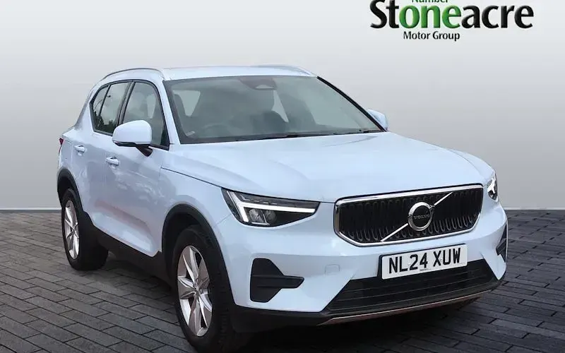 Used Volvo XC40 Core 163 HP (119 kW) 2026 SUV
