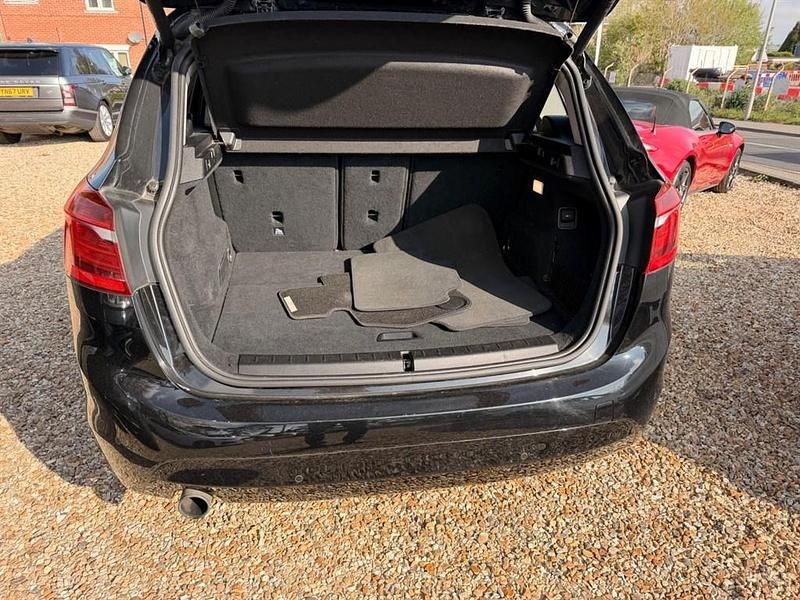 Used BMW 218 Comfort Edition 2016 Black Hatchback