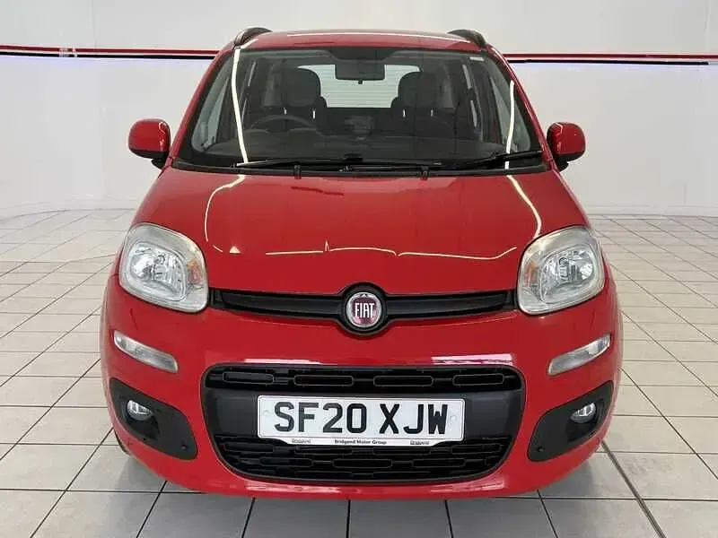 Used Fiat Panda Lounge 69 HP (50 kW) 2020 Red Hatchback