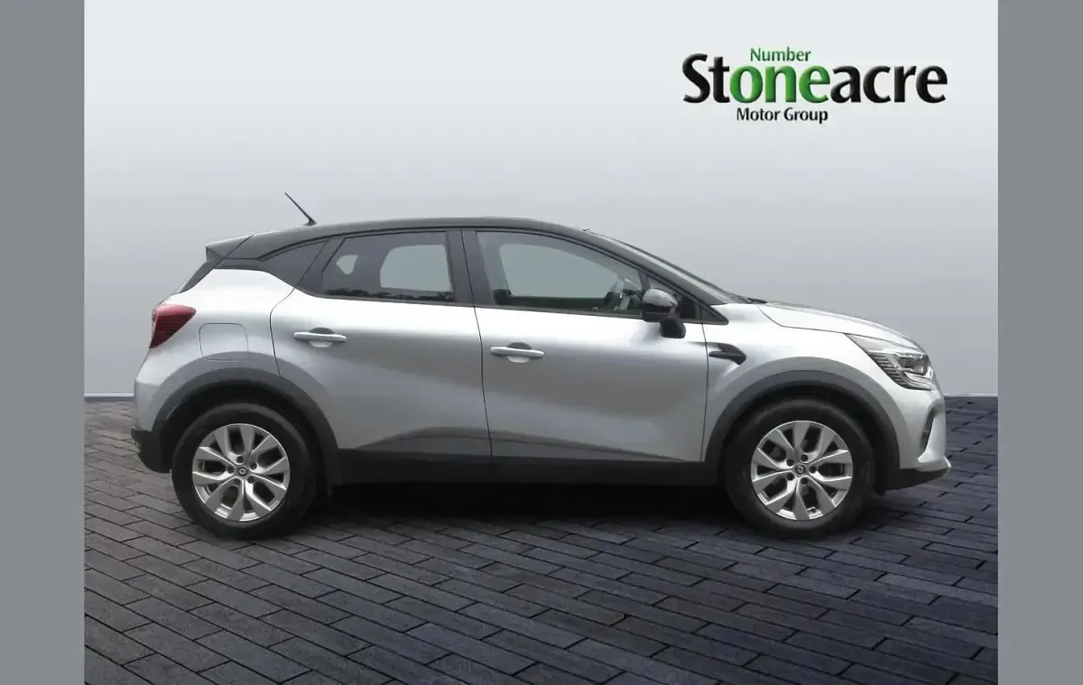 Used Renault Captur Iconic 90 HP (66 kW) 2022 Other SUV