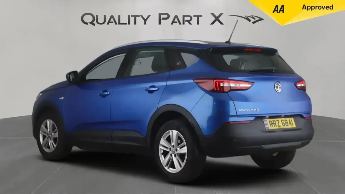 Used Vauxhall Grandland X S 130 HP (95 kW) 2020 Blue SUV