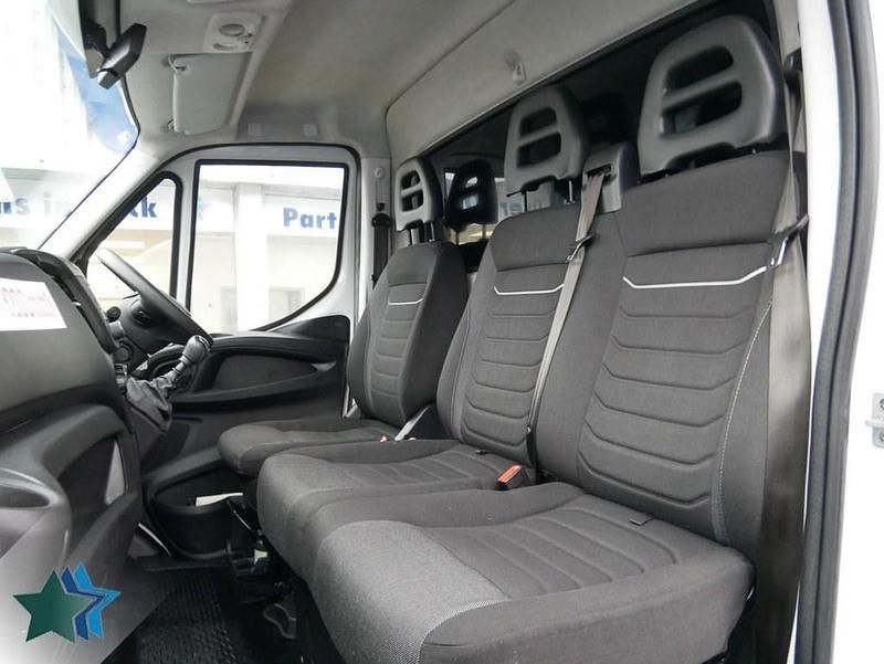 Used Iveco Daily 136 HP (100 kW) 2022 White Cabriolet