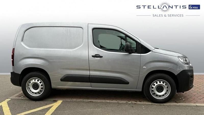 Grey Used 2024 Citroën e-Berlingo MPV | £10,495 (Fair price) - Image 1/4