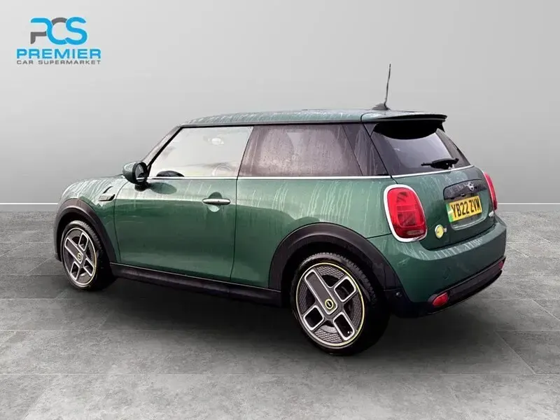 Usado Mini Cooper SE Hatch 2022 Verde Utilitario