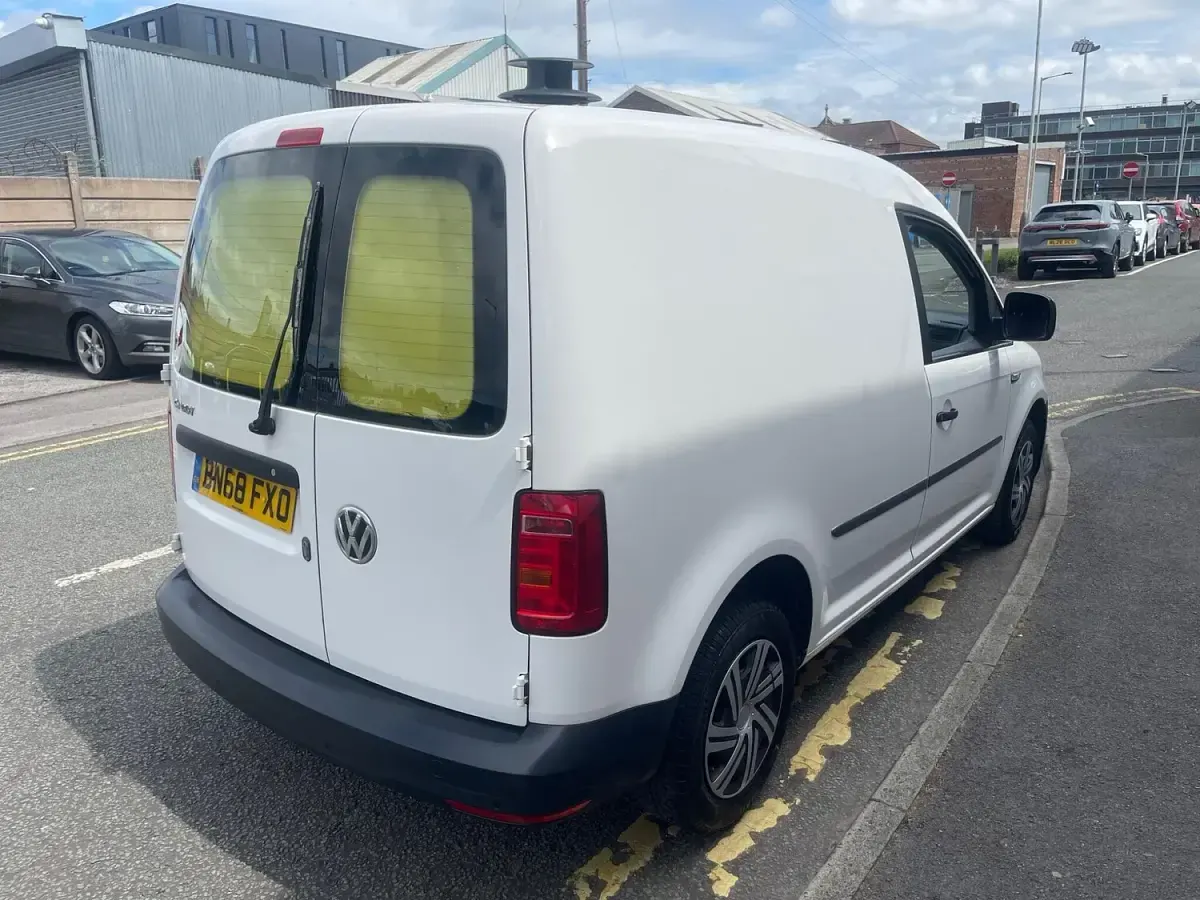 Used VW Caddy Startline 122 HP (89 kW) 2018 White MPV