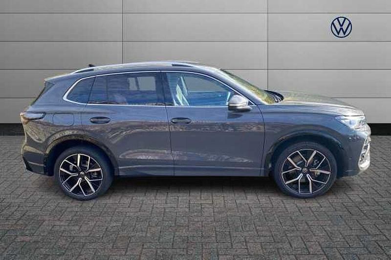 Used VW Tiguan R-line 204 HP (150 kW) 2025 Grey SUV