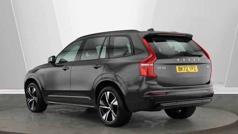 Used Volvo XC90 Plus 235 HP (172 kW) 2022 Platinum grey SUV