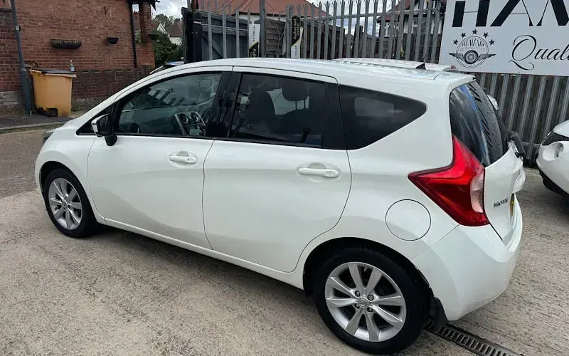 Used Nissan Note S 98 HP (72 kW) 2016 White Hatchback