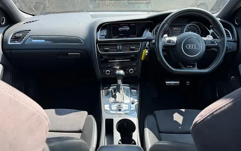 Used Audi RS4 Performance 450 HP (330 kW) 2014 Blue Estate