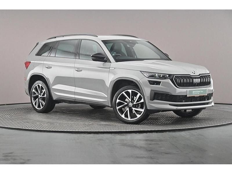 Meteor grey Used 2022 Skoda Kodiaq SportLine SUV | £27,705 (Good price) - Image 1/4