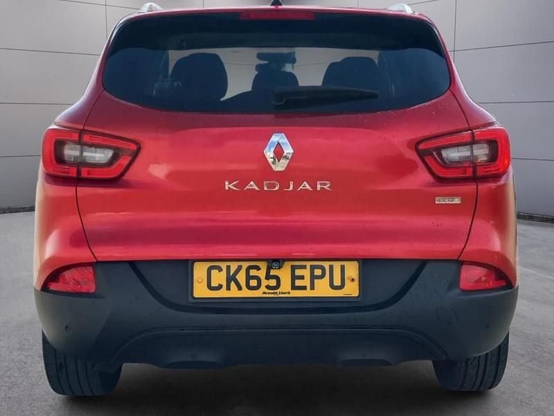 Usado Renault Kadjar Dynamique 110 HP (80 kW) 2015 Vermelho SUV