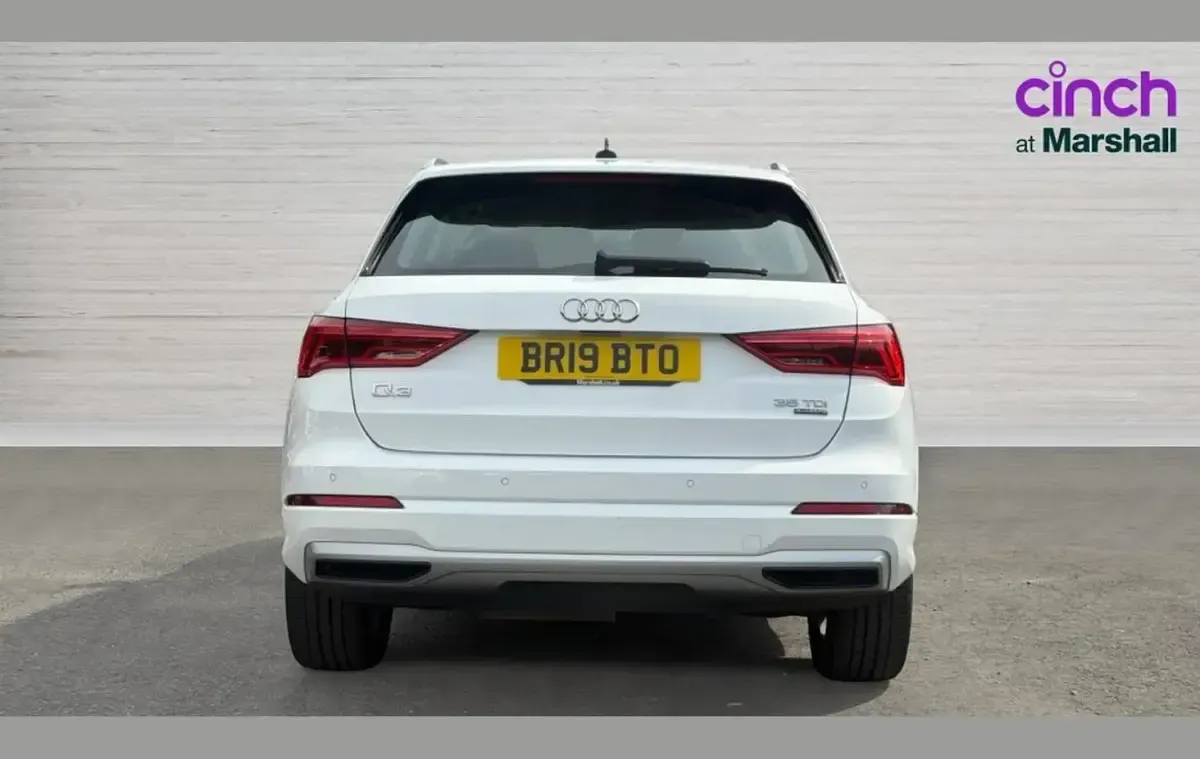 Used Audi Q3 Sport 150 HP (110 kW) 2019 White SUV