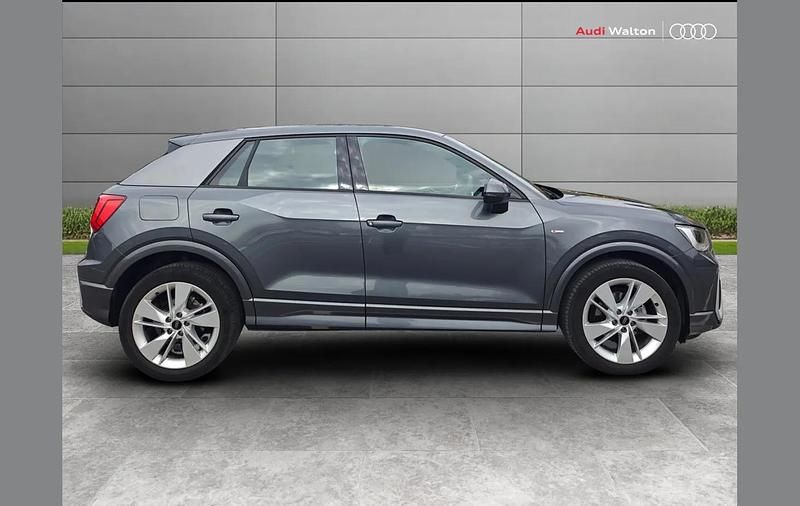 Used Audi Q2 S-Line 147 HP (108 kW) 2023 Grey SUV