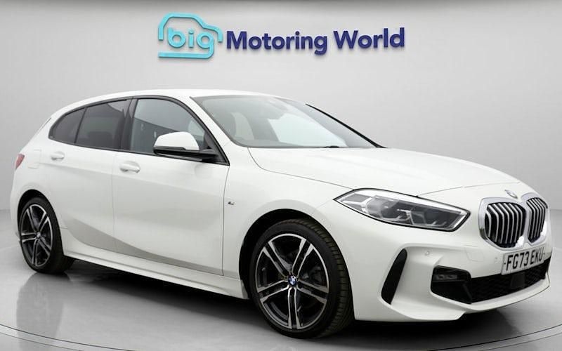 Used BMW 118 M Sport 136 HP (100 kW) 2023 White Hatchback