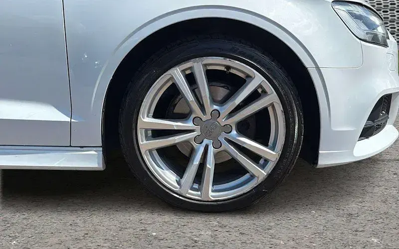 Used Audi A3 S-Line 150 HP (110 kW) 2019 White Sedan
