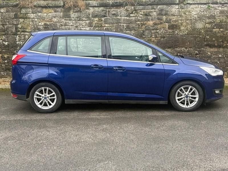 Used Ford Grand C-Max Zetec 120 HP (88 kW) 2018 Blue MPV