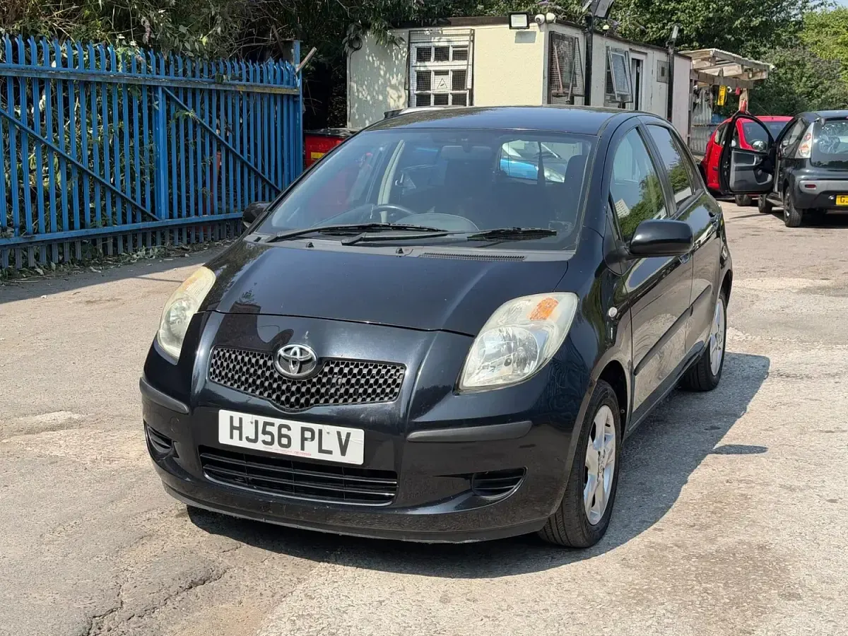 Used Toyota Yaris 2006 Black Hatchback