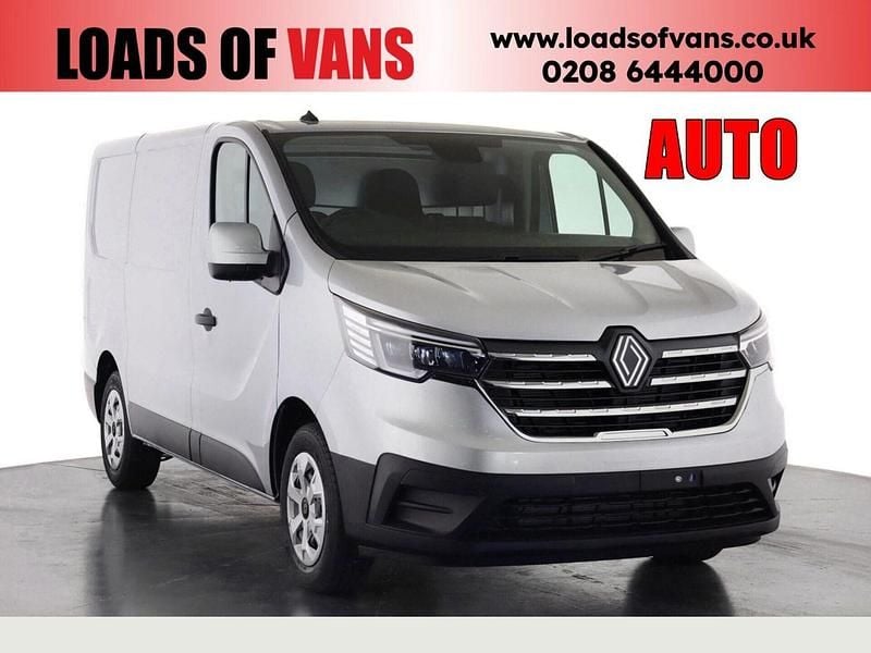 Used Renault Trafic 150 HP (110 kW) 2024 Solid  urban grey  MPV