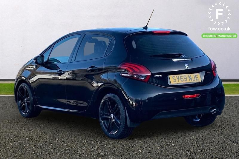 Used Peugeot 208 GT-line 109 HP (80 kW) 2019 Black Hatchback
