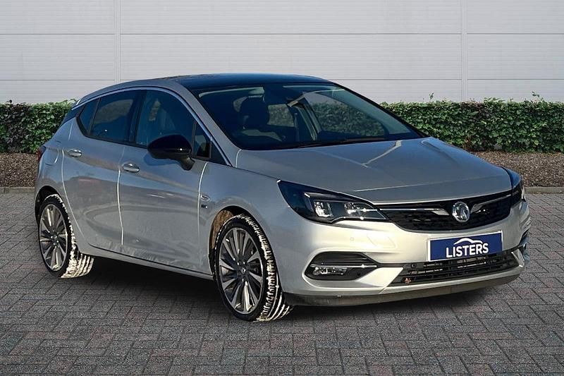 Silver Used 2021 Vauxhall Astra Edition Hatchback | £9,749 (Fair price) - Image 1/4