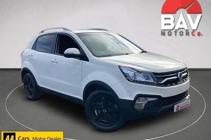 Used Ssangyong (KGM) Korando 178 HP (130 kW) 2019 White SUV