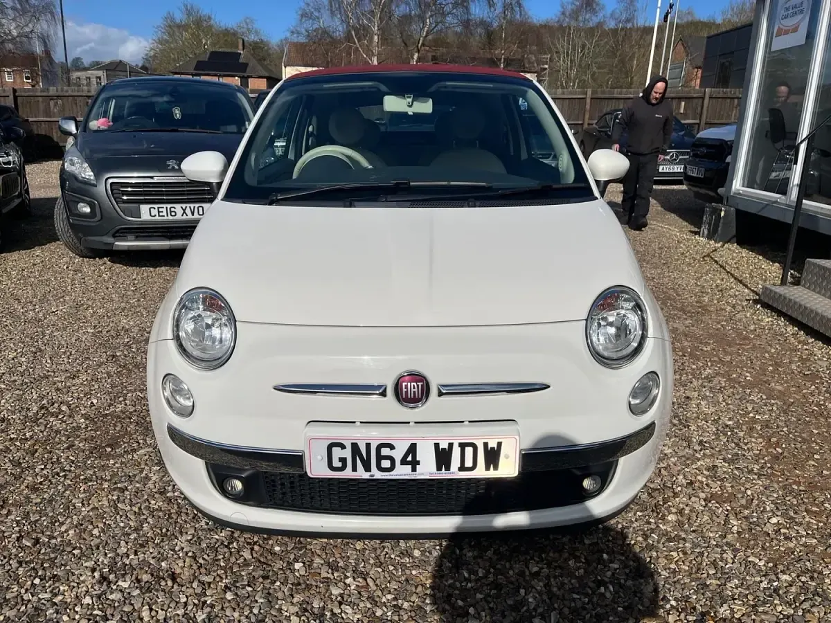 Begagnad Fiat 500C Lounge 69 HK (50 kW) 2014 Vit Cab