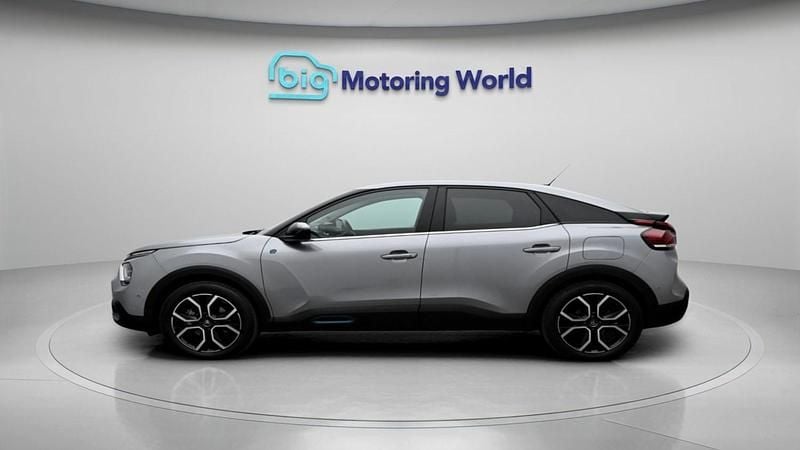 Used Citroën e-C4 Shine 100 kW (136 HP) 2022 Grey Hatchback