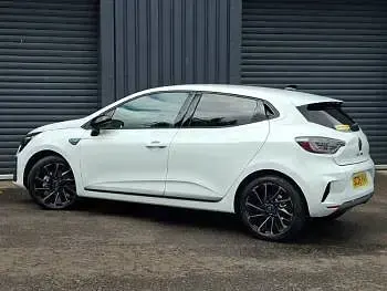 New Renault Clio Iconic Esprit Alpine 143 HP (105 kW) 2026 White Hatchback