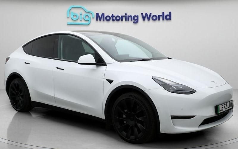 Used 2025 Tesla Model Y Long Range AWD SUV | £21,500 (Super price) - Image 1/4