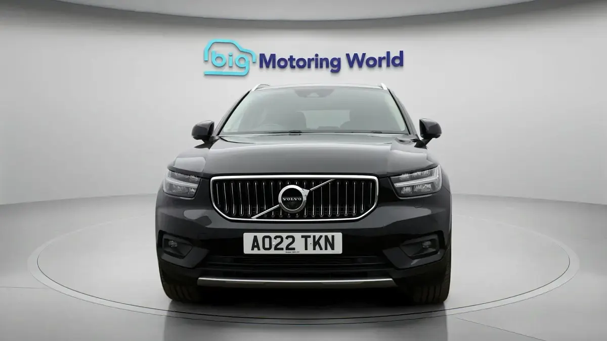 Second-hand Volvo XC40 Ultimate 258 CP (189 kW) 2022 Negru SUV