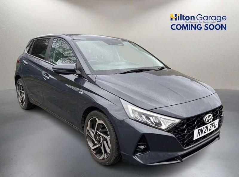 Used Hyundai i20 Premium 100 HP (73 kW) 2021 Grey Hatchback