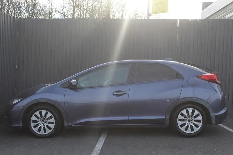 Used Honda Civic SR 120 HP (88 kW) 2014 Blue Hatchback