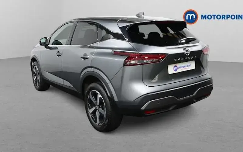 Used Nissan Qashqai N-Connecta 140 HP (102 kW) 2023 Grey SUV