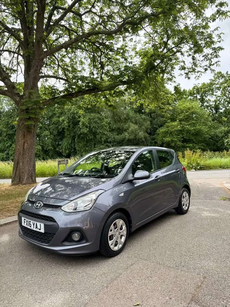 Used Hyundai i10 SE 2016 Grey Hatchback