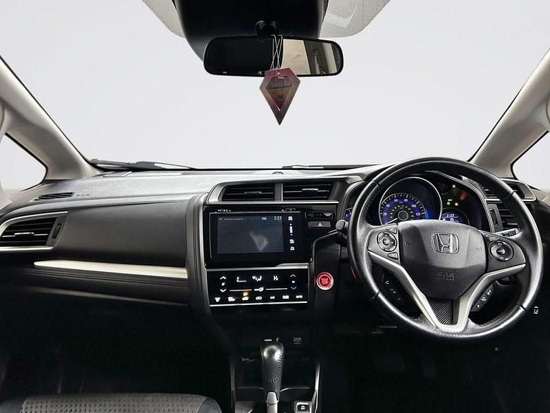 Used Honda Jazz EX 102 HP (75 kW) 2019 Grey Hatchback