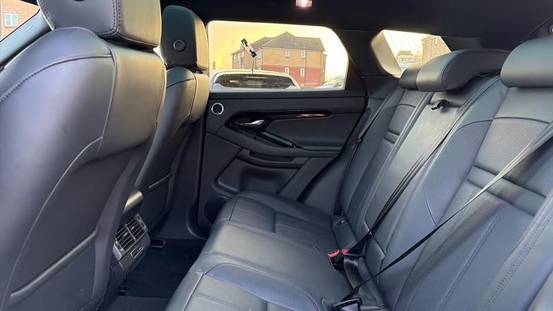 Used Land Rover Range Rover evoque HSE Dynamic 204 HP (150 kW) 2024 Blue SUV