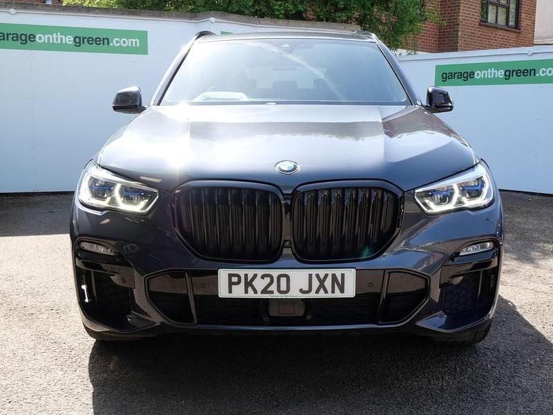Begagnad BMW X5 M Sport 2020 Grå SUV