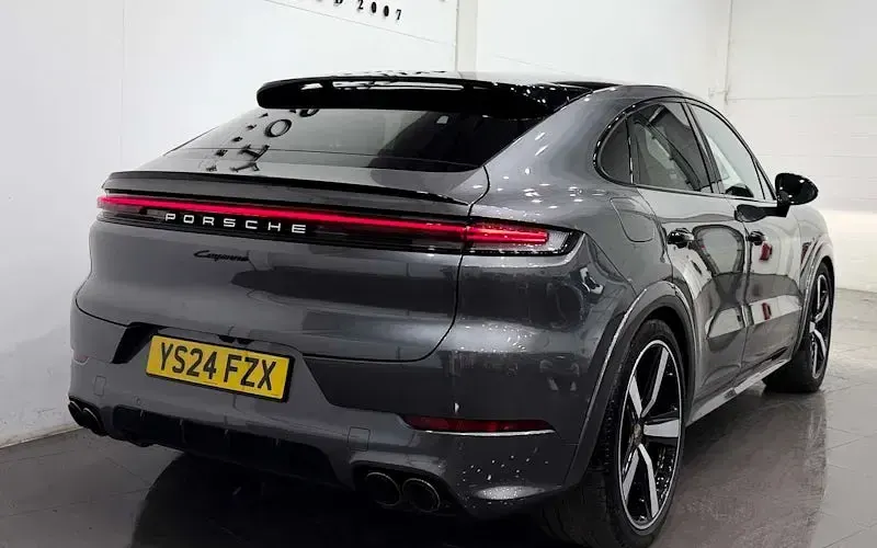 Used Porsche Cayenne 470 HP (345 kW) 2026 SUV