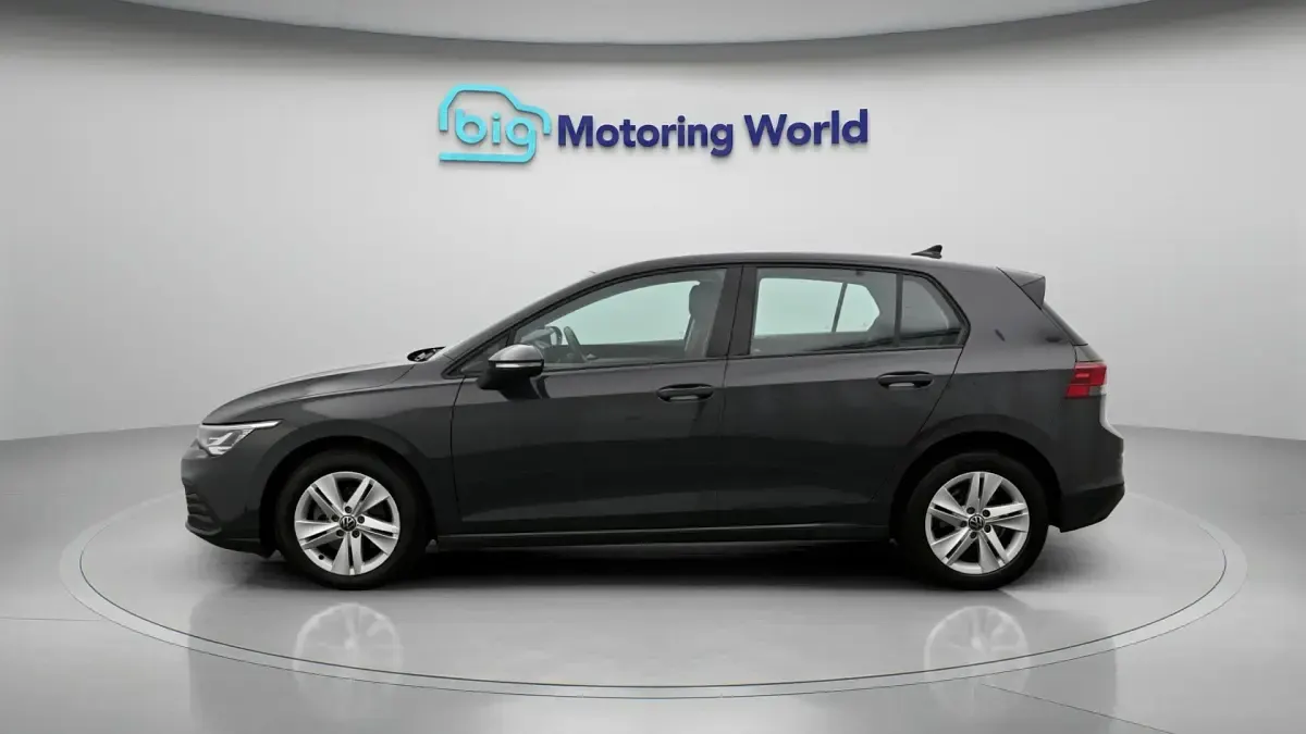Used VW Golf VIII S 115 HP (84 kW) 2023 Grey Hatchback