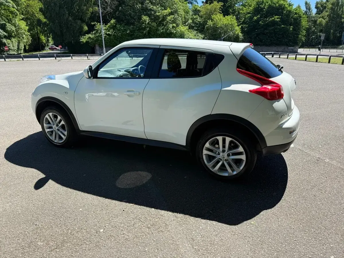 Used Nissan Juke Acenta 117 HP (86 kW) 2012 White SUV