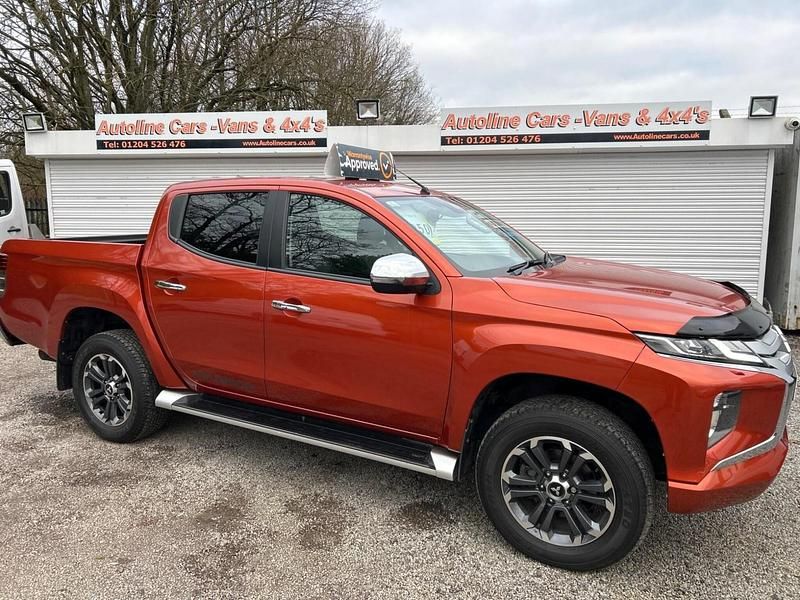 Orange Used 2021 Mitsubishi L200 Warrior Pickup | £18,950 (Fair price) - Image 1/4