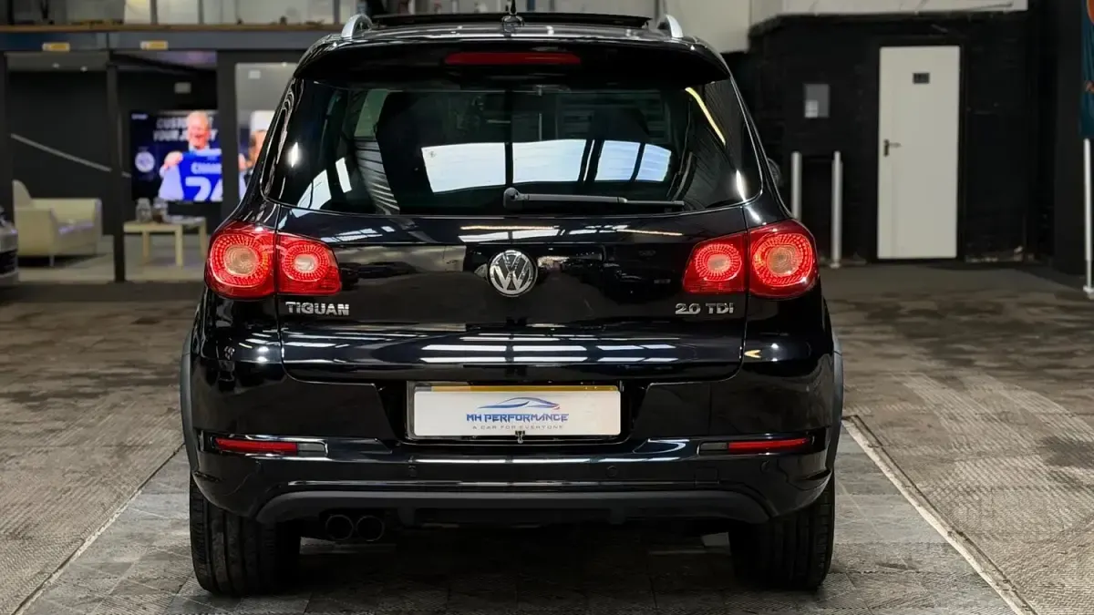 Used VW Tiguan R-line 140 HP (102 kW) 2010 Black SUV