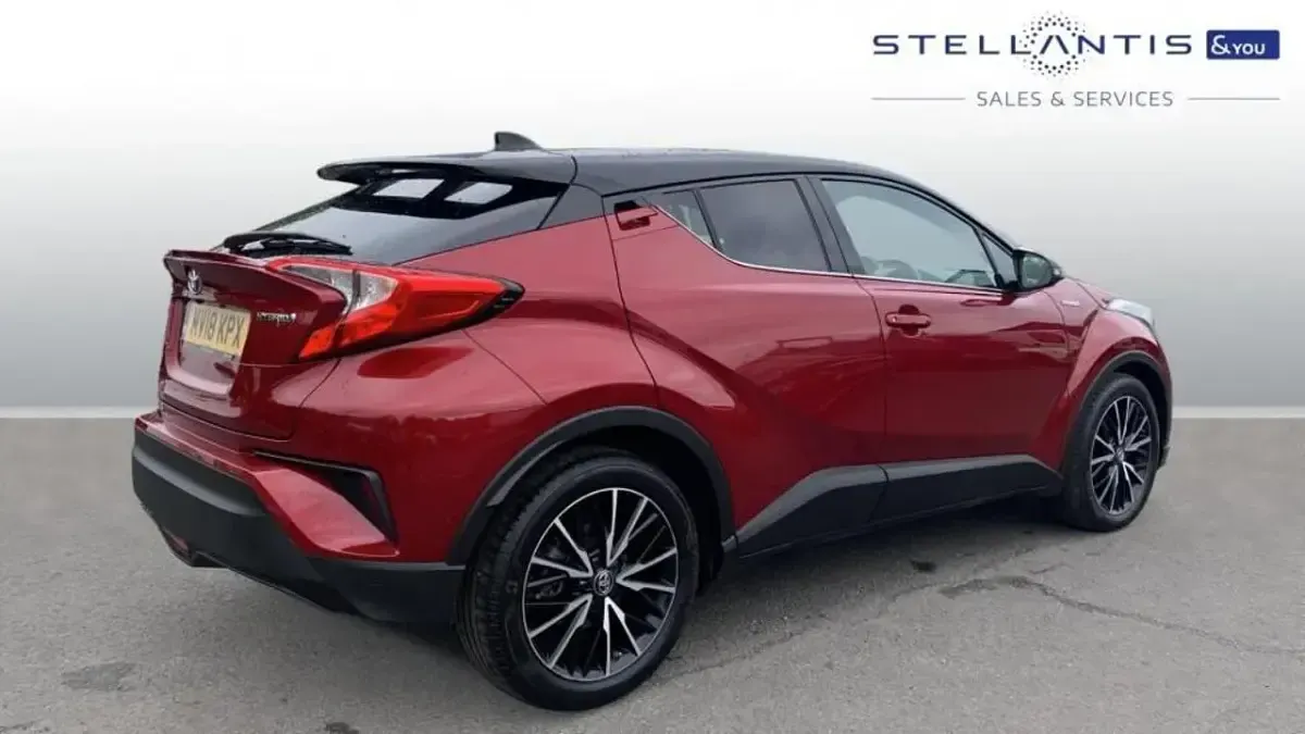 Begagnad Toyota C-HR Edition 120 HK (88 kW) 2018 Röd SUV