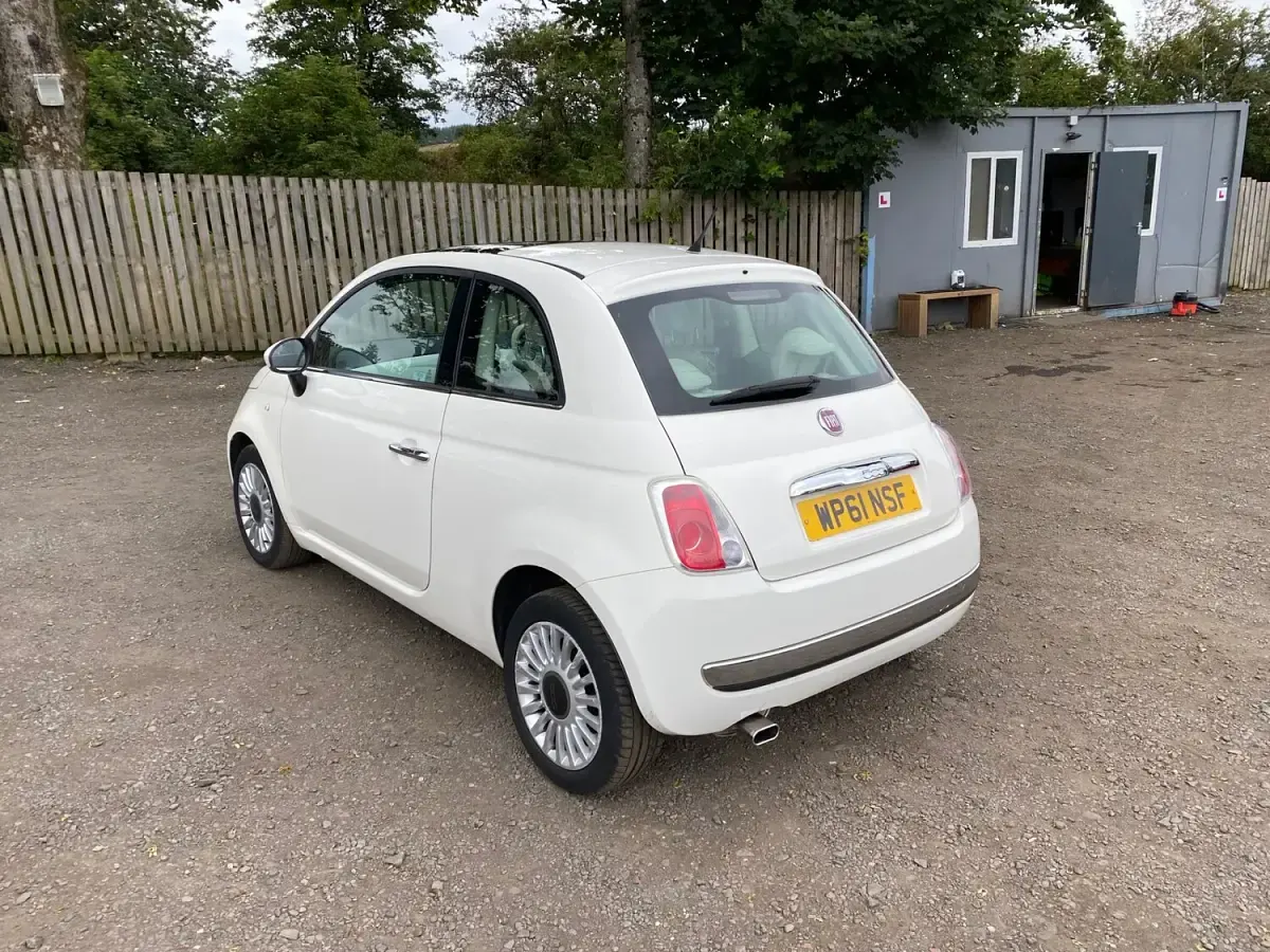 Used Fiat 500 Lounge 2012 White Hatchback