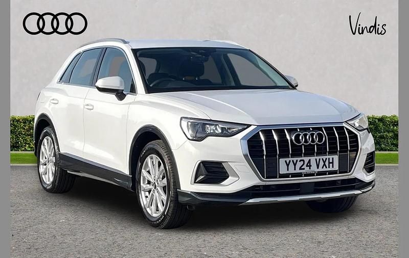 Used Audi Q3 Sport 150 HP (110 kW) 2024 White SUV