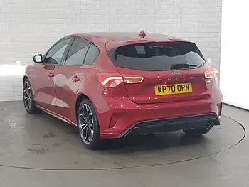 Used Ford Focus ST-Line X 155 HP (114 kW) 2020 Red Hatchback